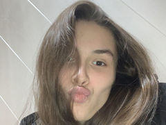 MarissaFitzen - female with brown hair webcam at LiveJasmin