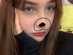 MarleneWilson - female with brown hair webcam at LiveJasmin