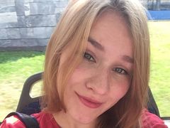 MarshaRed from LiveJasmin