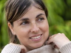 MartaEdams - female with brown hair and  big tits webcam at LiveJasmin
