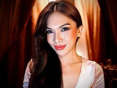 MartinaRhoades - shemale with black hair webcam at LiveJasmin