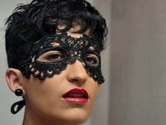 MaryEnigma - female with black hair webcam at LiveJasmin