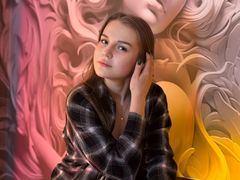 MaryFlower from LiveJasmin