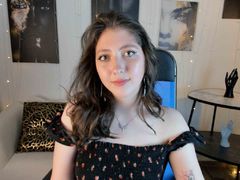 MaryMillerr - female with brown hair webcam at LiveJasmin