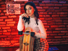 MarySallivan - female with black hair webcam at LiveJasmin