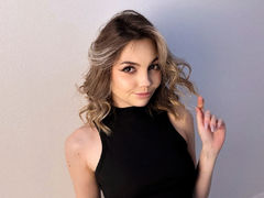 MaryStars - female with brown hair and  small tits webcam at LiveJasmin