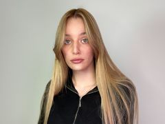 MaryaPuzo from LiveJasmin