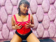 MaryroseJhonson from LiveJasmin