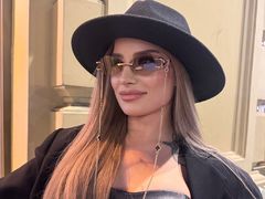 MashaSims - blond female with  big tits webcam at LiveJasmin