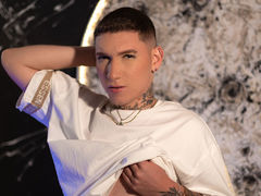 MateoDraven from LiveJasmin