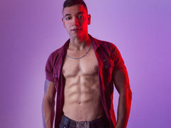 MathewLopez - male webcam at LiveJasmin