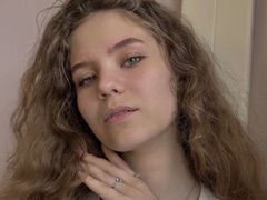 MatildeKromka from LiveJasmin