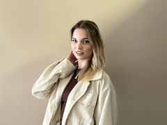 MattieAndrews from LiveJasmin