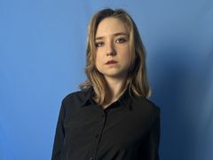 MaudCurson from LiveJasmin