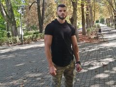 MauroMaximus - male webcam at LiveJasmin
