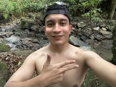 MaxCol - male webcam at LiveJasmin
