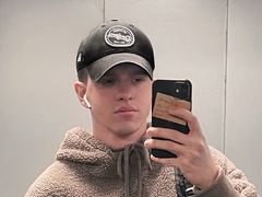 MaxKun from LiveJasmin
