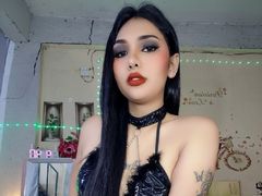 MaxieMcQueen - shemale with brown hair and  small tits webcam at LiveJasmin