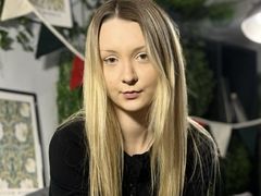 MaxineBoesen from LiveJasmin