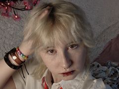 MayLeaf - blond female webcam at LiveJasmin