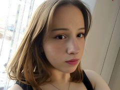 MayaRhodes from LiveJasmin