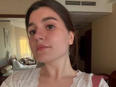 MaybelleWeight from LiveJasmin