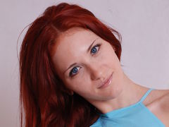 madonnami - female with black hair webcam at LiveJasmin