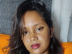 Manuelah - female with black hair webcam at xLoveCam