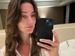 MedusaLS - female with brown hair and  big tits webcam at LiveJasmin