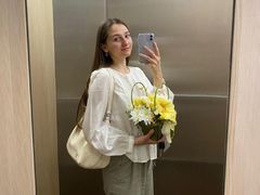 MeganGrin - female with brown hair webcam at LiveJasmin