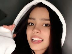 MelKiara from LiveJasmin