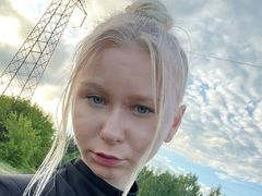 MelbaKines from LiveJasmin