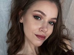 MeleeEva from LiveJasmin