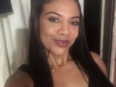 MelissaBlue - female with brown hair webcam at LiveJasmin