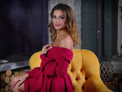 Melissa_Calypso - female with brown hair webcam at ImLive