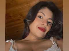 MelodyBeneth from LiveJasmin