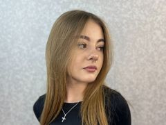 MelodyErhard from LiveJasmin