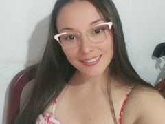 MelyAustin - female with brown hair webcam at LiveJasmin