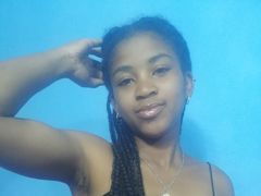 MenaNaomy from LiveJasmin