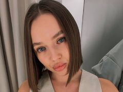 MiaBale from LiveJasmin