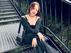 MiaBonda from LiveJasmin