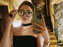 MiaForester from LiveJasmin