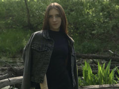 MiaLinder - female with red hair and  small tits webcam at LiveJasmin