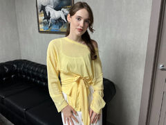 MiaLoiss from LiveJasmin