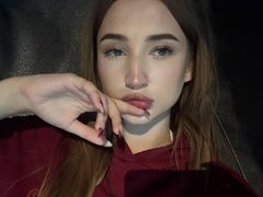 MiaLum from LiveJasmin