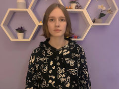 MiaMoonie from LiveJasmin