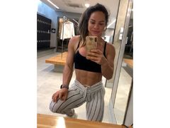 MiaRomana from LiveJasmin