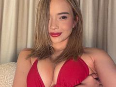 MiaRouge from LiveJasmin