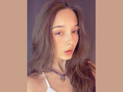 MiaRoys from LiveJasmin