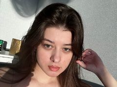 MiaShandri from ImLive